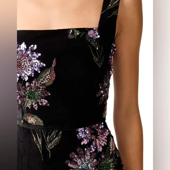 NWT Elliatt black sequin floral velvet Cljo gown - Picture 2 of 12